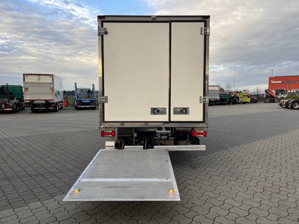 Iveco 70C18 Daily Kühlkoffer mit Ladebordwand Konvekta - Véhicule utilitaire: photos 3 Iveco 70C18 Daily Kühlkoffer mit Ladebordwand Konvekta - Véhicule utilitaire: photos 3