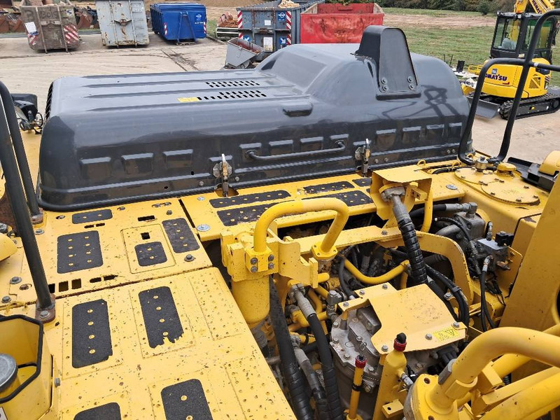 Pelle sur chenille Komatsu HB365LC-3 Hybrid: photos 7