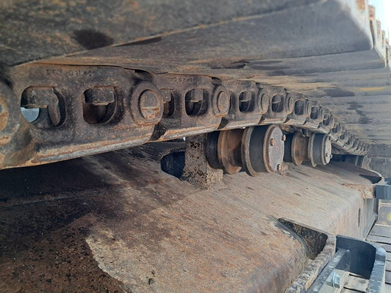 Pelle sur chenille Komatsu HB365LC-3 Hybrid: photos 20