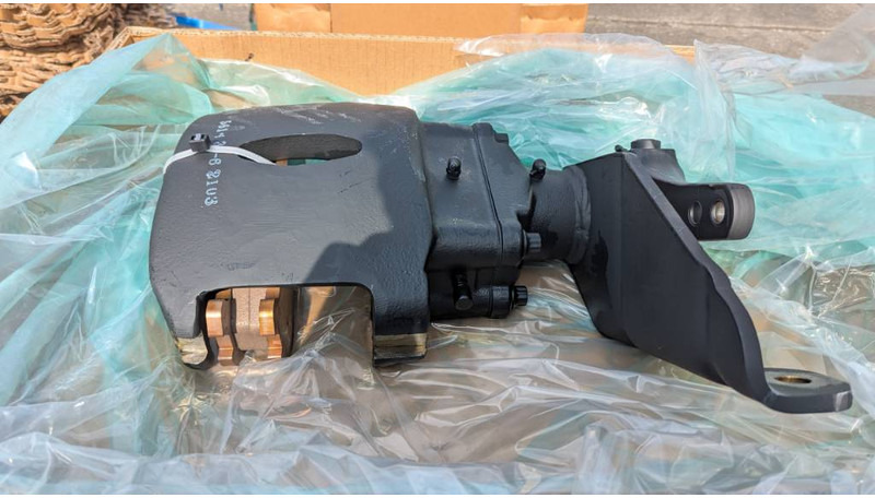 Komatsu HD605-5 BRAKE ASSY 561-34-62103 - Pièces de frein pour Engins de chantier: photos 1 Komatsu HD605-5 BRAKE ASSY 561-34-62103 - Pièces de frein pour Engins de chantier: photos 1