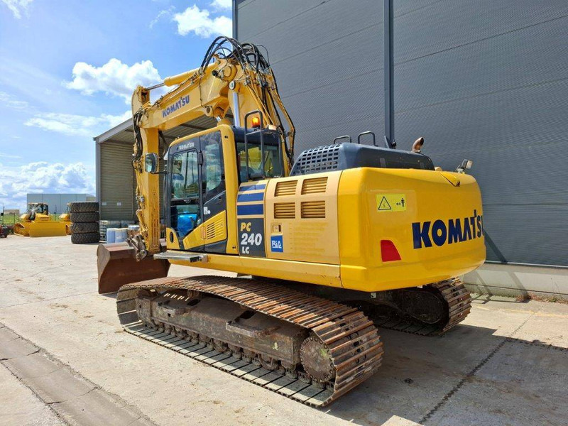 Komatsu PC 240 LC-10 - Pelle sur chenille: photos 2 Komatsu PC 240 LC-10 - Pelle sur chenille: photos 2