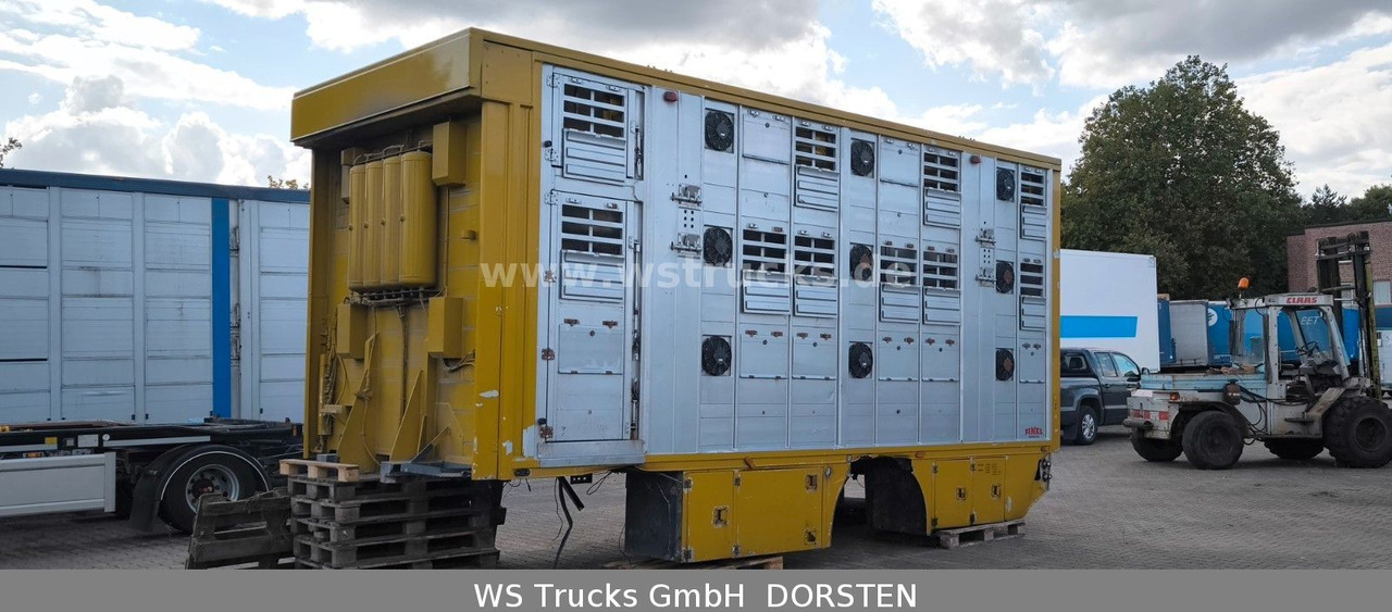 Finkl 2 Stock Viehaufbau Hubdach - Camion chevaux: photos 3 Finkl 2 Stock Viehaufbau Hubdach - Camion chevaux: photos 3