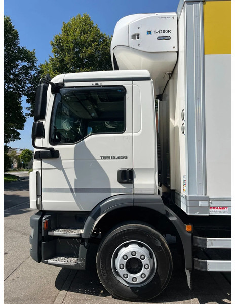 MAN TGM 15.250 *Bi-/Multitemp*Tiefkühlfahrzeug*POLARUS-Tiefkühlkoffer*MBB-C 2000 S LBW* - Camion frigorifique: photos 2 MAN TGM 15.250 *Bi-/Multitemp*Tiefkühlfahrzeug*POLARUS-Tiefkühlkoffer*MBB-C 2000 S LBW* - Camion frigorifique: photos 2