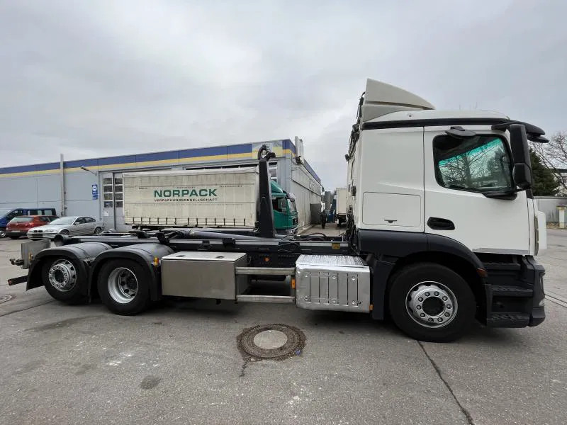 Mercedes-Benz Actros 2543 BL 6x2 MEILLER Abroller TÜV NEU! - Camion ampliroll: photos 5 Mercedes-Benz Actros 2543 BL 6x2 MEILLER Abroller TÜV NEU! - Camion ampliroll: photos 5