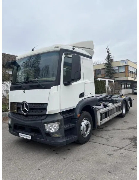 Mercedes-Benz Actros 2543 BL 6x2 MEILLER Abroller TÜV NEU! - Camion ampliroll: photos 1 Mercedes-Benz Actros 2543 BL 6x2 MEILLER Abroller TÜV NEU! - Camion ampliroll: photos 1