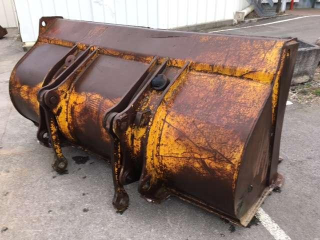 2500mm - Godet pour pelle: photos 2 2500mm - Godet pour pelle: photos 2