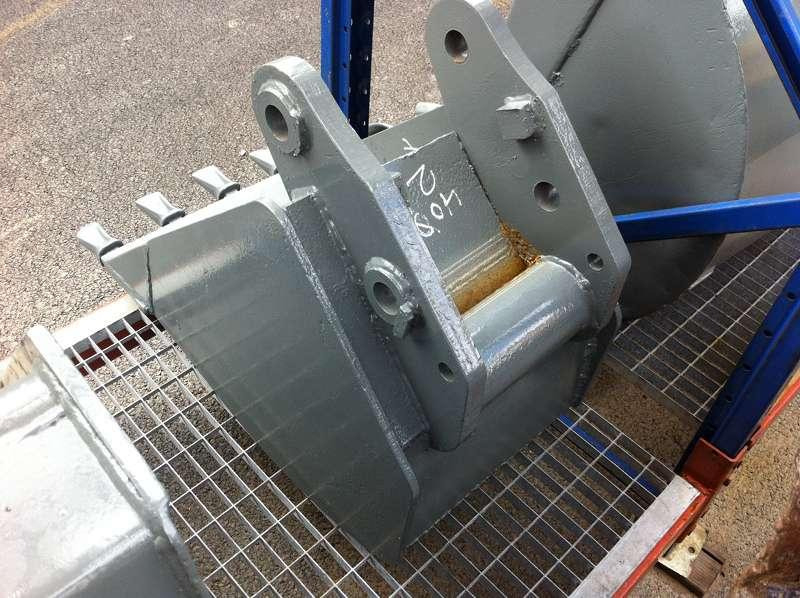 450 MM - Godet pour pelle: photos 2 450 MM - Godet pour pelle: photos 2