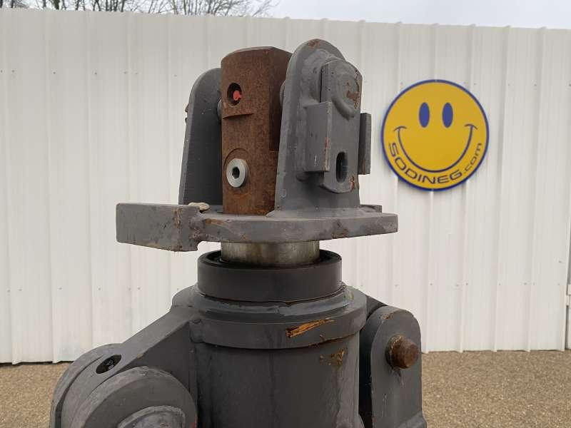 650mm - ouverture 1550mm - 14 / 18 Tonnes - Grappin: photos 3 650mm - ouverture 1550mm - 14 / 18 Tonnes - Grappin: photos 3