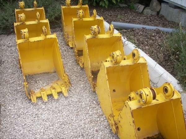 HYUNDAI R28-7 - 450MM - Godet pour pelle: photos 1 HYUNDAI R28-7 - 450MM - Godet pour pelle: photos 1