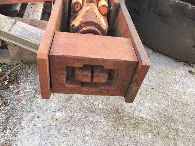 NPK H1XA - Palplanches - Marteau hydraulique pour Engins de chantier: photos 5 NPK H1XA - Palplanches - Marteau hydraulique pour Engins de chantier: photos 5