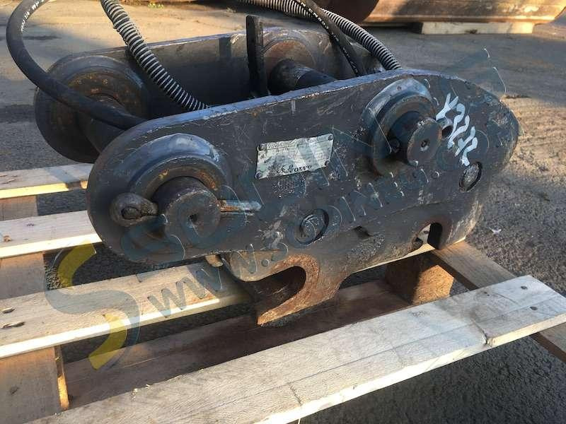 VOLVO Coupleur Hydraulique VOLVO montage origine ECR50 - Attache rapide pour Engins de chantier: photos 5 VOLVO Coupleur Hydraulique VOLVO montage origine ECR50 - Attache rapide pour Engins de chantier: photos 5