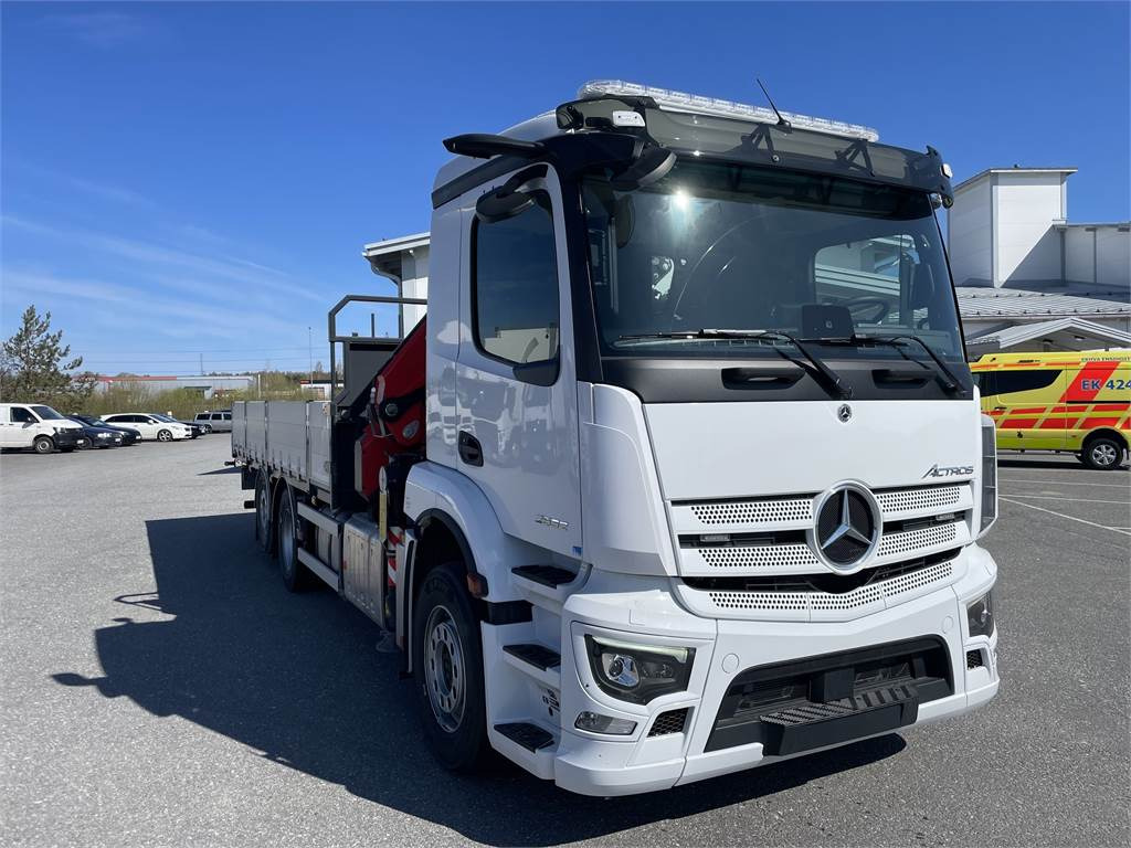 Mercedes-Benz ACTROS 2532L 6x2 - Camion grue: photos 2 Mercedes-Benz ACTROS 2532L 6x2 - Camion grue: photos 2