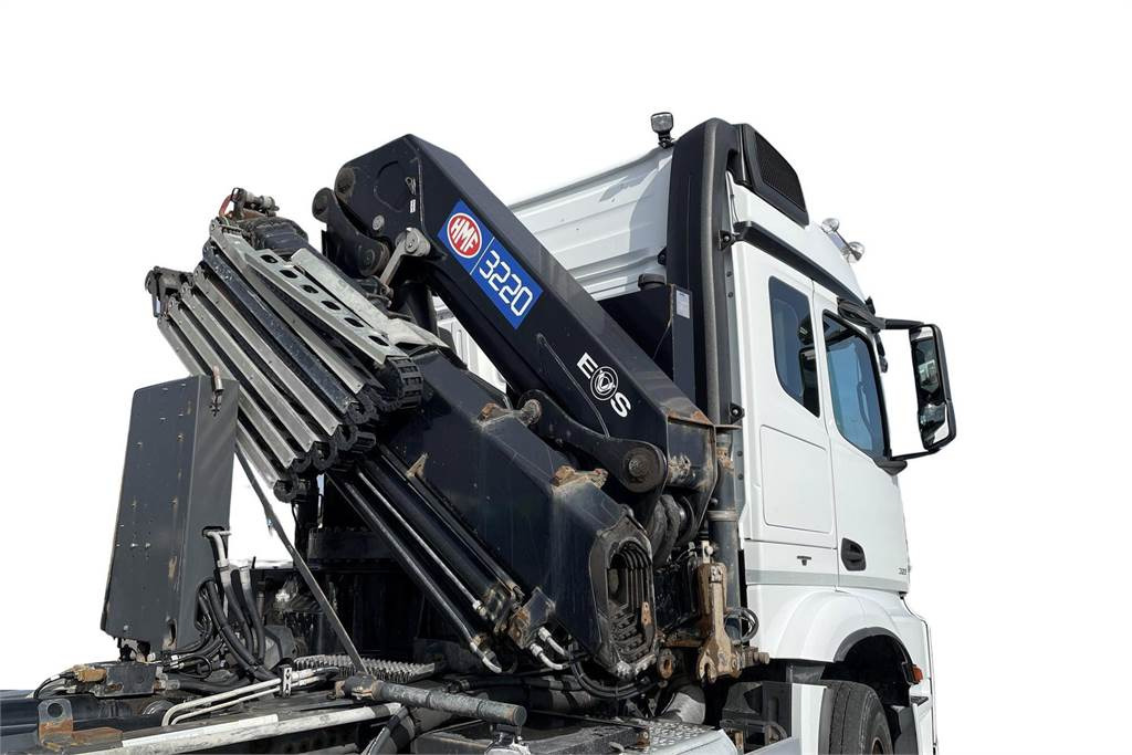 Camion grue Mercedes-Benz Arocs 3251 8x4*4 - HMF 32 tm - Koukku: photos 5