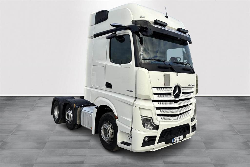 Mercedes-Benz ACTROS 5 2551 LS 6x2 - Tracteur routier: photos 3 Mercedes-Benz ACTROS 5 2551 LS 6x2 - Tracteur routier: photos 3