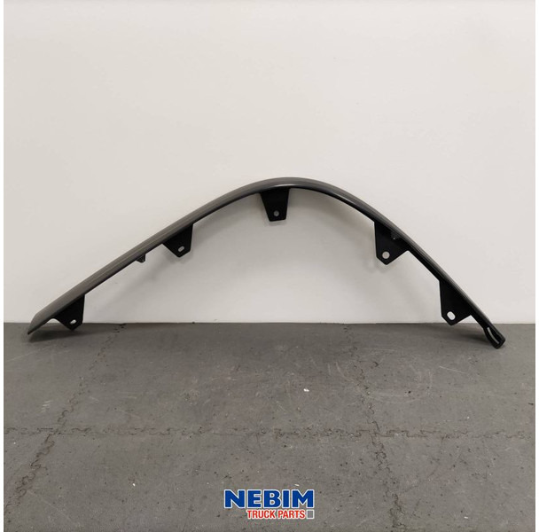 Volvo Volvo - 21495268 - Bumperspoiler FH4/5 / FM4/5 rechts - Pièces de rechange: photos 1 Volvo Volvo - 21495268 - Bumperspoiler FH4/5 / FM4/5 rechts - Pièces de rechange: photos 1