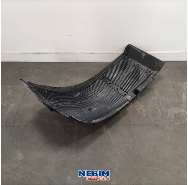 Volvo Volvo - 82141524 - Binnenspatscherm vooras rechts - Pièces de rechange pour Camion: photos 2 Volvo Volvo - 82141524 - Binnenspatscherm vooras rechts - Pièces de rechange pour Camion: photos 2