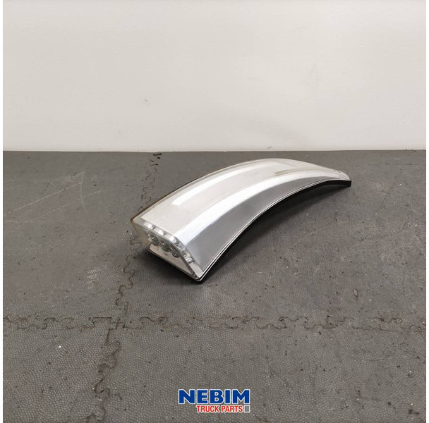 Volvo Volvo - 82151205 - Knipperlicht FH4 rechts - Pièces de rechange: photos 1 Volvo Volvo - 82151205 - Knipperlicht FH4 rechts - Pièces de rechange: photos 1