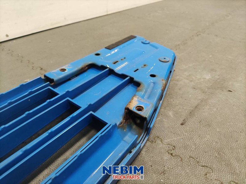 Volvo Volvo - 82208512 - Treeplank FH4 boven compleet - Pièces de rechange: photos 4 Volvo Volvo - 82208512 - Treeplank FH4 boven compleet - Pièces de rechange: photos 4