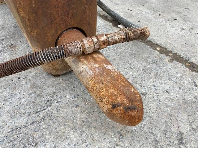 Krupp HM 960-1 (99002388) - Marteau hydraulique pour Engins de chantier: photos 5 Krupp HM 960-1 (99002388) - Marteau hydraulique pour Engins de chantier: photos 5