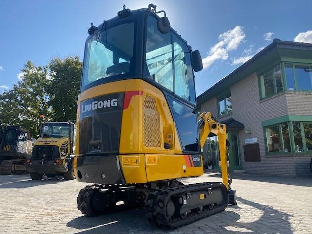 LIUGONG 9018 F MIETE / RENTAL - Mini pelle: photos 5 LIUGONG 9018 F MIETE / RENTAL - Mini pelle: photos 5