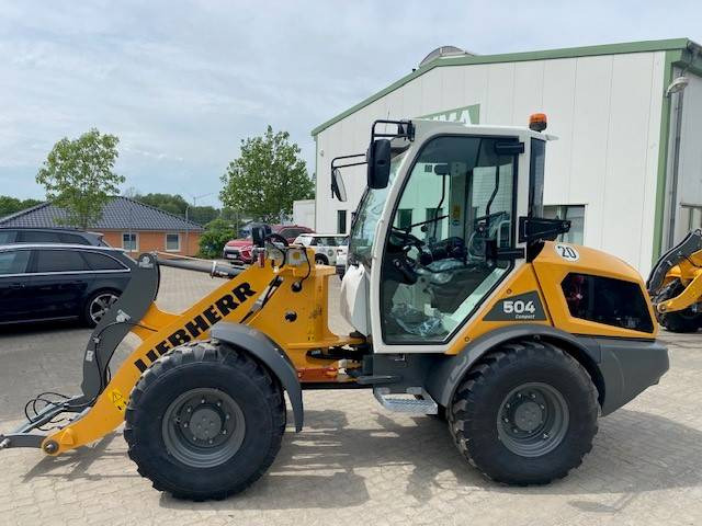 Liebherr L 504 Compact EUR 949,- MIETE / RENTAL (12002036) - Chargeuse sur pneus: photos 1 Liebherr L 504 Compact EUR 949,- MIETE / RENTAL (12002036) - Chargeuse sur pneus: photos 1