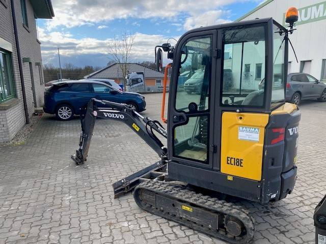 Volvo EC 18 E MIETE / RENTAL (12001761) - Mini pelle: photos 2 Volvo EC 18 E MIETE / RENTAL (12001761) - Mini pelle: photos 2