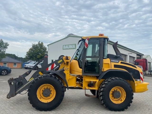 Volvo L 50 GS 35 km/h, new transmission (12005091) - Chargeuse sur pneus: photos 2 Volvo L 50 GS 35 km/h, new transmission (12005091) - Chargeuse sur pneus: photos 2
