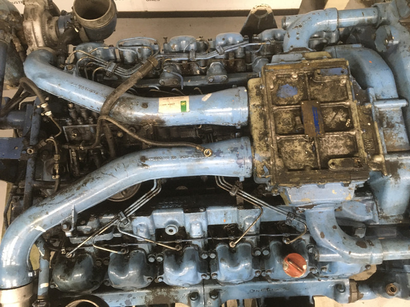 MTU MERCEDES 12V183TE61 OM424LA FOR PARTS - Engins de chantier: photos 5 MTU MERCEDES 12V183TE61 OM424LA FOR PARTS - Engins de chantier: photos 5