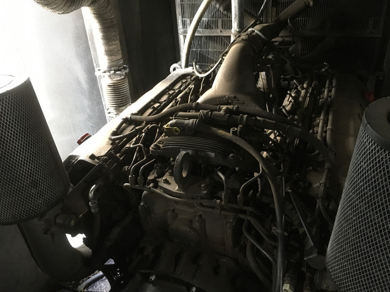 MTU 12V1600G10F GENERATOR 700KVA USED - Groupe électrogène: photos 3 MTU 12V1600G10F GENERATOR 700KVA USED - Groupe électrogène: photos 3