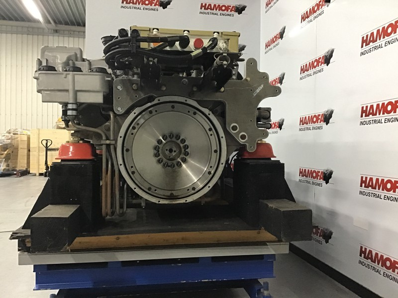 MTU 12V2000 R80 NEW - Moteur: photos 4 MTU 12V2000 R80 NEW - Moteur: photos 4