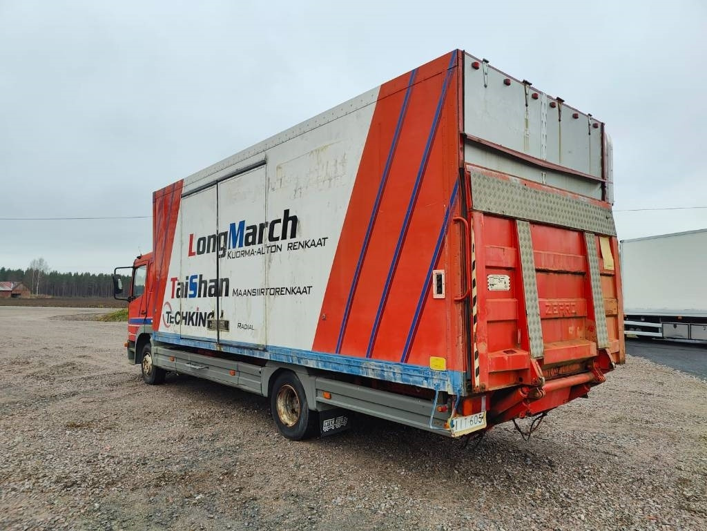 Mercedes-Benz Atego 1023 - Camion fourgon: photos 3 Mercedes-Benz Atego 1023 - Camion fourgon: photos 3