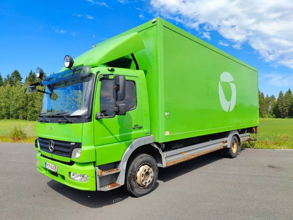 Mercedes-Benz Atego 1224 - Camion fourgon: photos 1 Mercedes-Benz Atego 1224 - Camion fourgon: photos 1