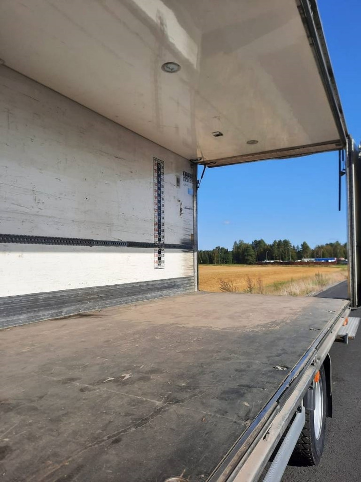 Volvo FL 240  en leasing occasion Volvo FL 240: photos 7