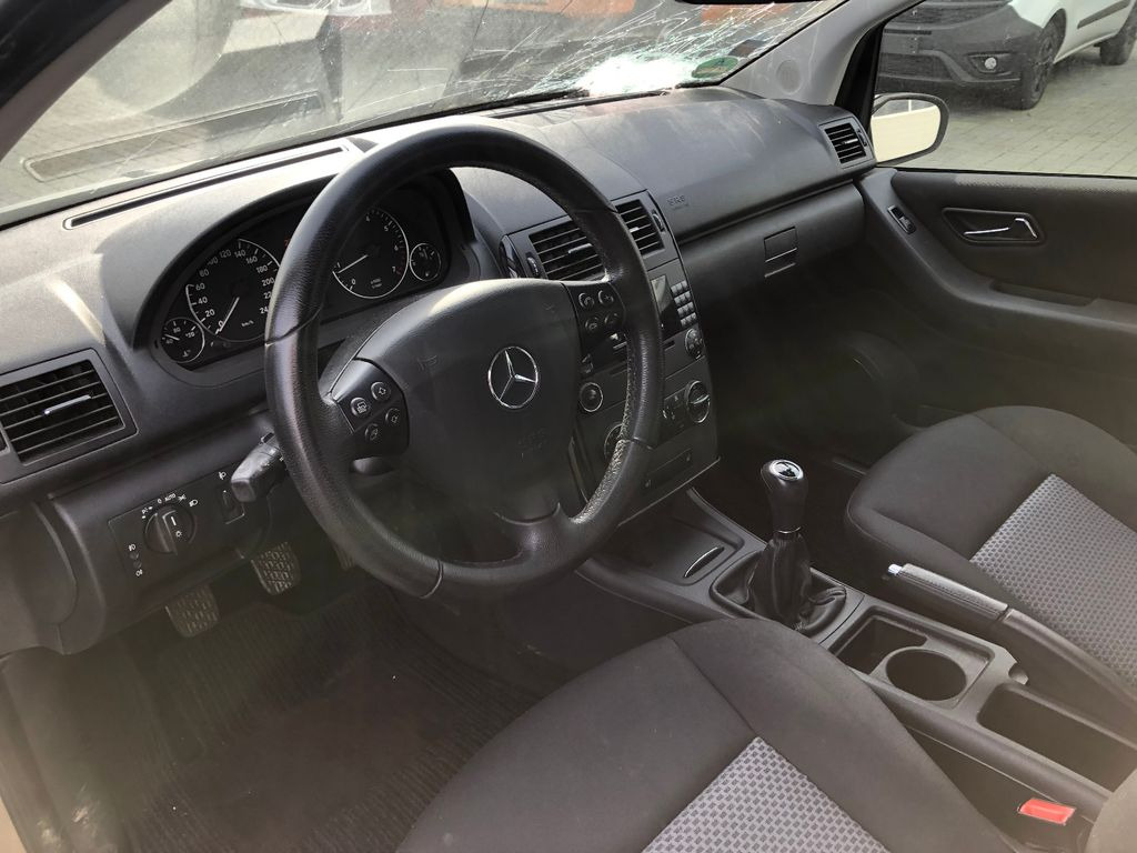 Voiture Mercedes-Benz A 150 A -Klasse A 150: photos 16