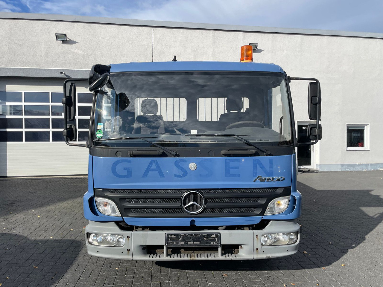 Mercedes-Benz Atego 818 Pritsche Euro 5 - Utilitaire plateau: photos 5 Mercedes-Benz Atego 818 Pritsche Euro 5 - Utilitaire plateau: photos 5