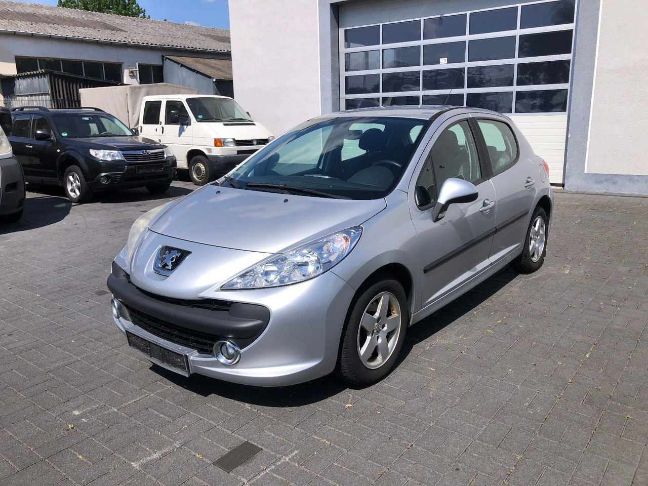 Peugeot 207 Urban Move 1.4i - Berline: photos 3 Peugeot 207 Urban Move 1.4i - Berline: photos 3