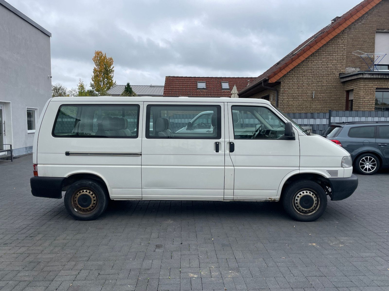 Transport de personnes Volkswagen T4 Caravelle 2,5 TDI 75kW syncro lang, 9-Sitzer: photos 6
