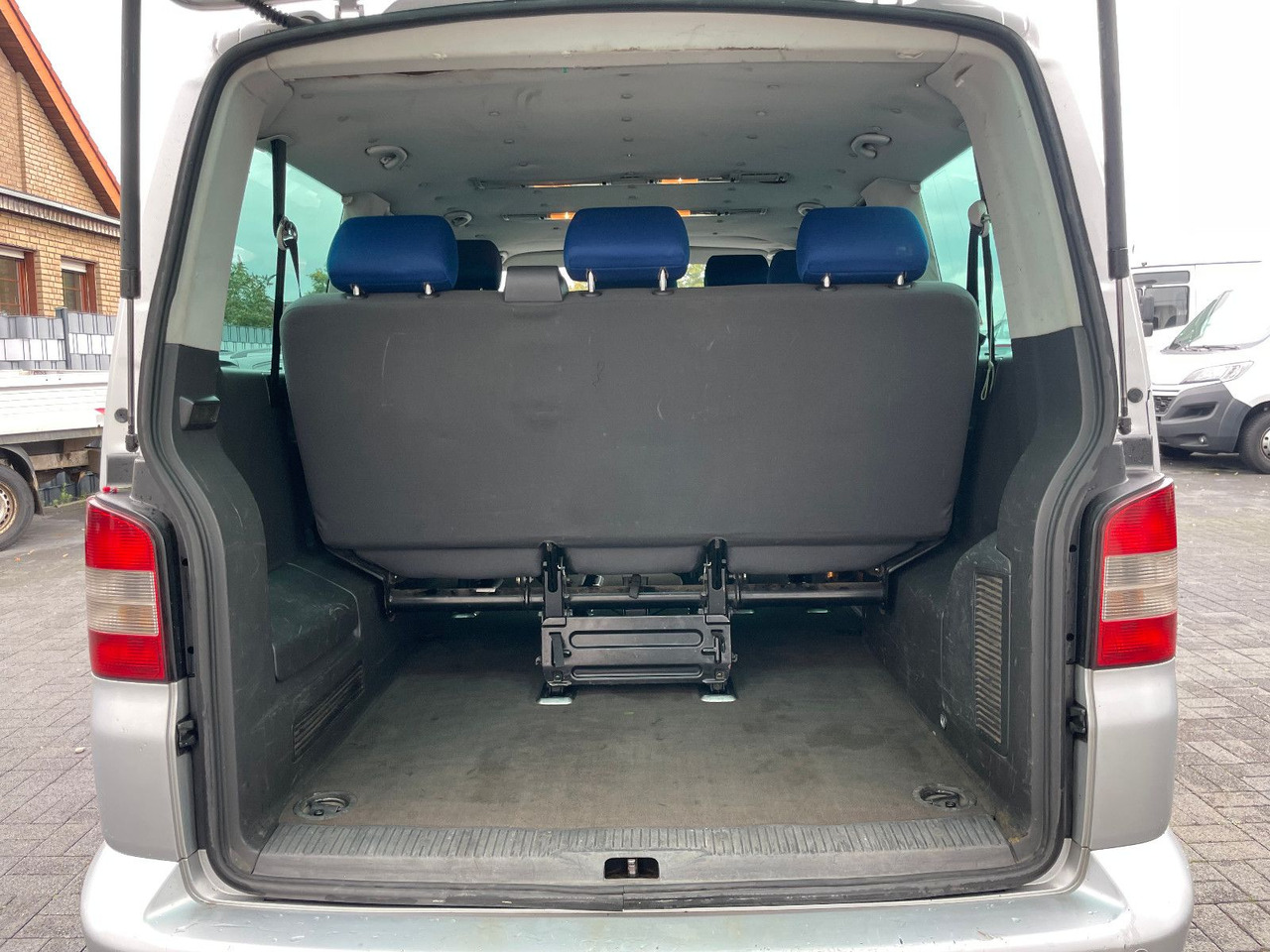 Volkswagen T5 2.5 TDi Caravelle 4Motion 8-Sitzer en leasing occasion Volkswagen T5 2.5 TDi Caravelle 4Motion 8-Sitzer: photos 19