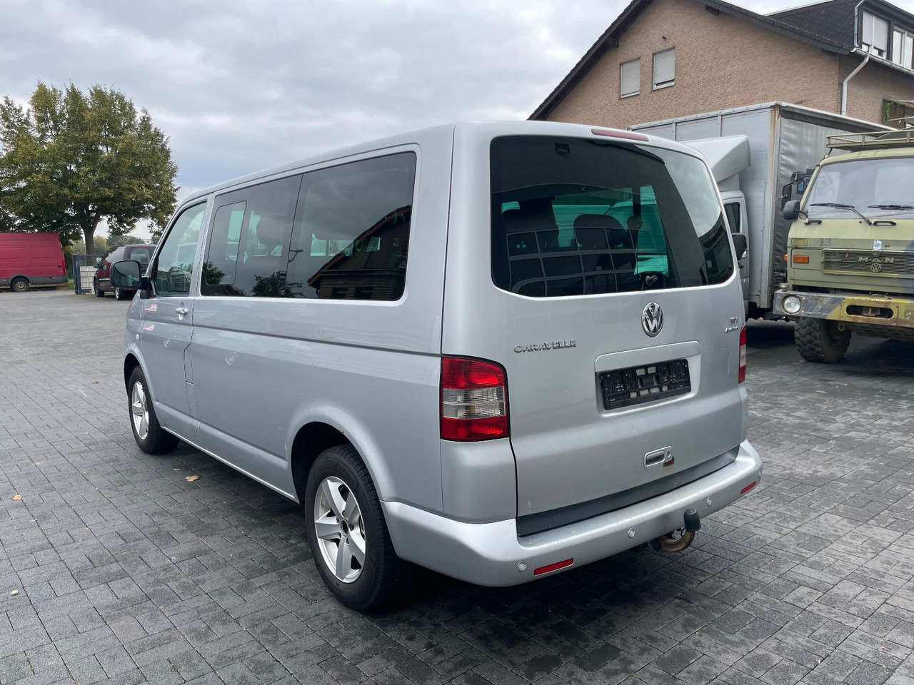 Volkswagen T5 2.5 TDi Caravelle 4Motion 8-Sitzer - Transport de personnes: photos 4 Volkswagen T5 2.5 TDi Caravelle 4Motion 8-Sitzer - Transport de personnes: photos 4