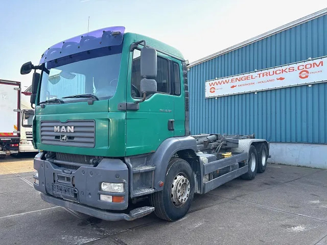 MAN TGA 26.360BB 6x4 FULL STEEL MULTILIFT HOOK-ARM (ZF16 MANUAL GEARBOX / FULL STEEL SUSPENSION / REDUCTION AXLES / AIRCONDITIONING) - Camion ampliroll: photos 1 MAN TGA 26.360BB 6x4 FULL STEEL MULTILIFT HOOK-ARM (ZF16 MANUAL GEARBOX / FULL STEEL SUSPENSION / REDUCTION AXLES / AIRCONDITIONING) - Camion ampliroll: photos 1