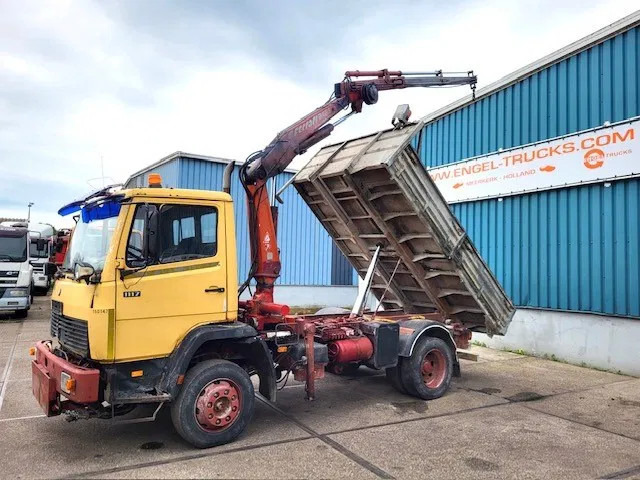 Mercedes-Benz 1117 K (6-CILINDER) KIPPER WITH FERRARI CRANE (FULL STEEL SUSPENSION / MANUAL GEARBOX / P.T.O.) - Camion benne, Camion grue: photos 5 Mercedes-Benz 1117 K (6-CILINDER) KIPPER WITH FERRARI CRANE (FULL STEEL SUSPENSION / MANUAL GEARBOX / P.T.O.) - Camion benne, Camion grue: photos 5