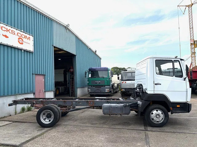 Mercedes-Benz LK 914 4x2 FULL STEEL CHASSIS (6-CILINDER / MANUAL GEARBOX / FULL STEEL SUSPENSION) - Châssis cabine: photos 4 Mercedes-Benz LK 914 4x2 FULL STEEL CHASSIS (6-CILINDER / MANUAL GEARBOX / FULL STEEL SUSPENSION) - Châssis cabine: photos 4