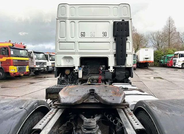 Tracteur routier DAF 95.430 XF SPACECAB (EURO 3 / ZF16 MANUAL GEARBOX / ZF-INTARDER / AIRCONDITIONING): photos 9