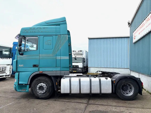 DAF XF 105.460 ATE SPACECAB (EURO 5 / ZF MANUAL GEARBOX / P.T.O. / AIRCONDITIONING / FRIDGE UNDER BED / ETC.) - Tracteur routier: photos 5 DAF XF 105.460 ATE SPACECAB (EURO 5 / ZF MANUAL GEARBOX / P.T.O. / AIRCONDITIONING / FRIDGE UNDER BED / ETC.) - Tracteur routier: photos 5