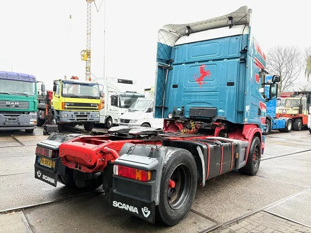 Scania R164-580 V8 TOPLINE COLLECTORS ITEM!! / APK 10-2026!! (12+2 MANUAL GEARBOX / RETARDER / AIRCONDITIONING / 2x TANK / ETC.) - Tracteur routier: photos 3 Scania R164-580 V8 TOPLINE COLLECTORS ITEM!! / APK 10-2026!! (12+2 MANUAL GEARBOX / RETARDER / AIRCONDITIONING / 2x TANK / ETC.) - Tracteur routier: photos 3