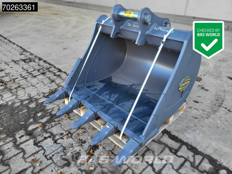 Strickland 13T - Accessoire: photos 1 Strickland 13T - Accessoire: photos 1