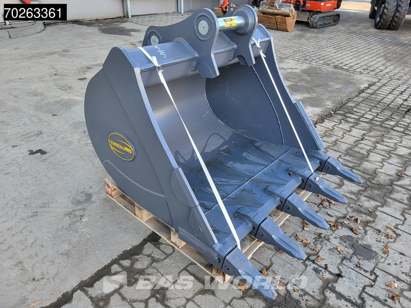 Strickland 13T - Accessoire: photos 2 Strickland 13T - Accessoire: photos 2