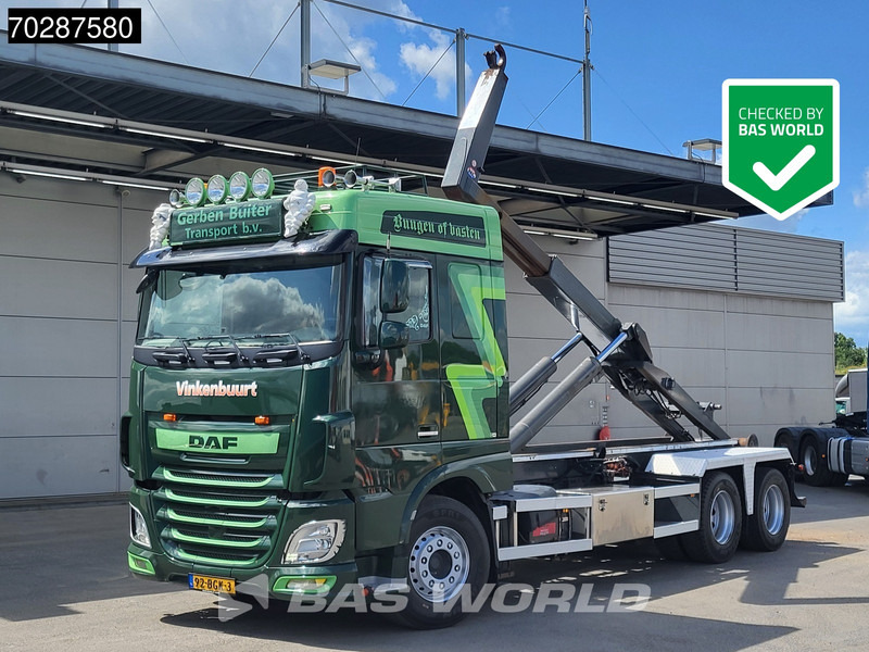 DAF XF 460 XF 6X2 NL-Truck VDL S-25-6400 Hooklift Liftaxle Manual Navi ACC Euro 6 - Camion ampliroll: photos 1 DAF XF 460 XF 6X2 NL-Truck VDL S-25-6400 Hooklift Liftaxle Manual Navi ACC Euro 6 - Camion ampliroll: photos 1