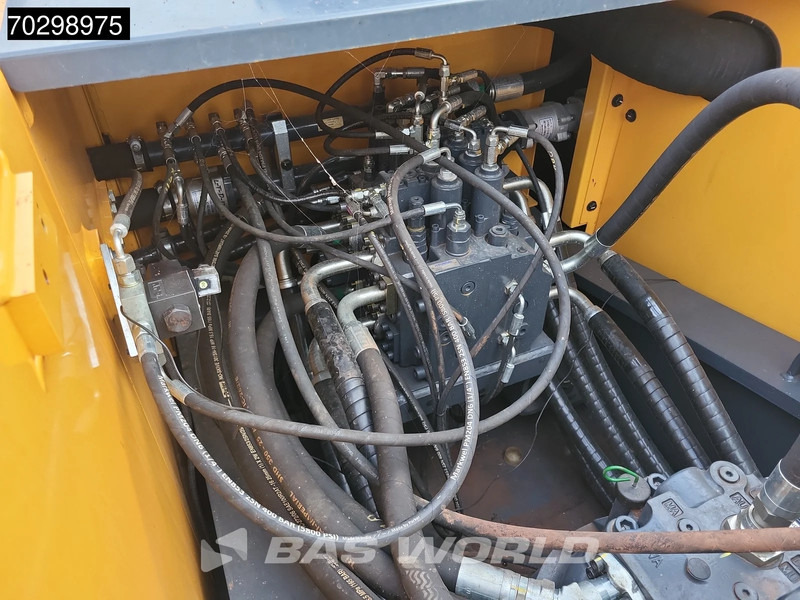 Pelle sur chenille neuf Hyundai HX360 L: photos 20 Pelle sur chenille neuf Hyundai HX360 L: photos 20