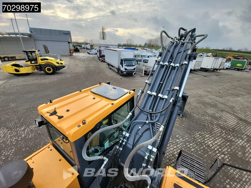 Pelle sur chenille neuf Hyundai HX360 L: photos 12 Pelle sur chenille neuf Hyundai HX360 L: photos 12